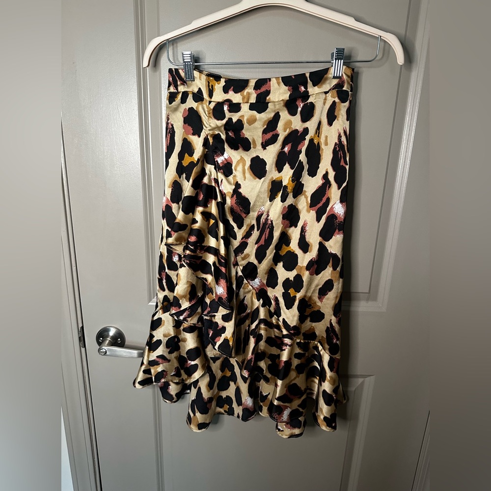 Ruffle Slit Midi Skirt